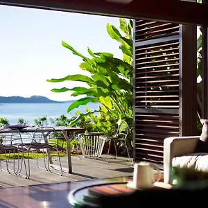Villa Yacht Club, Hamilton Island